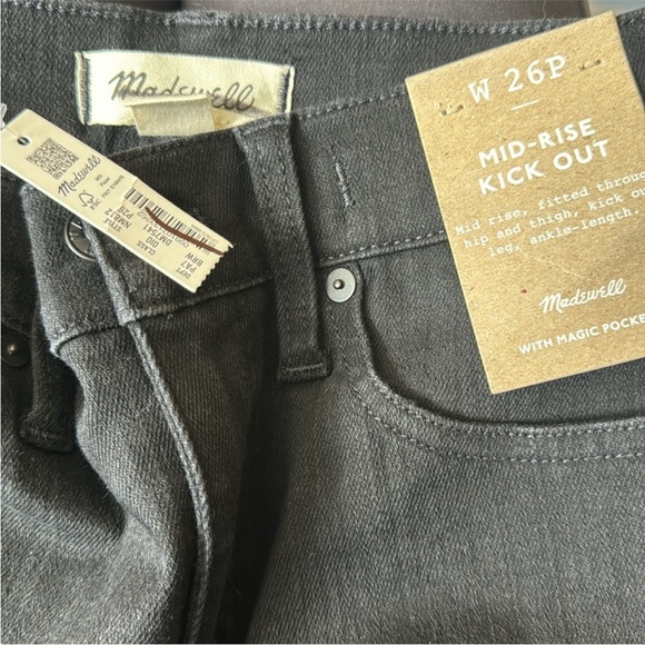 Madewell Petite Kick Out Crop Jeans NM812 Black P 26 - Picture 7 of 7